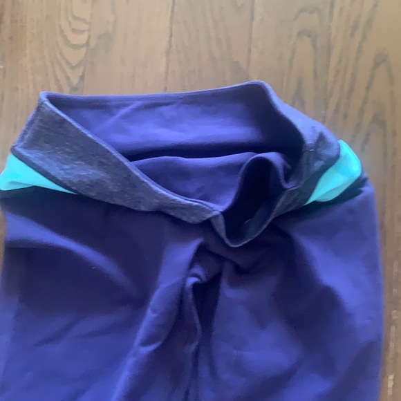 Purple Lululemon Long Shorts - midrise 4 tall - Picture 7 of 7